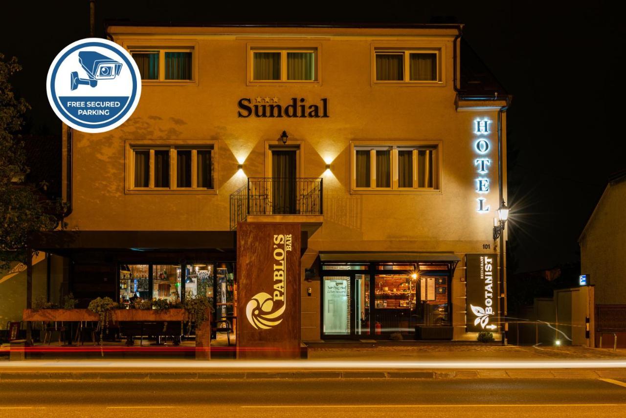 זאגרב Sundial Boutique Hotel מראה חיצוני תמונה